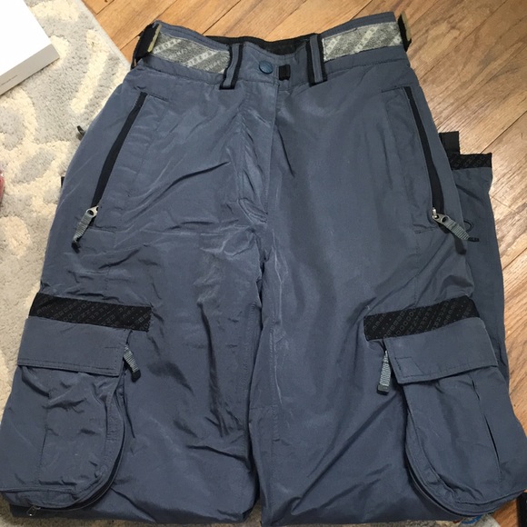 Women’s Snowboard Pants - Picture 1 of 4